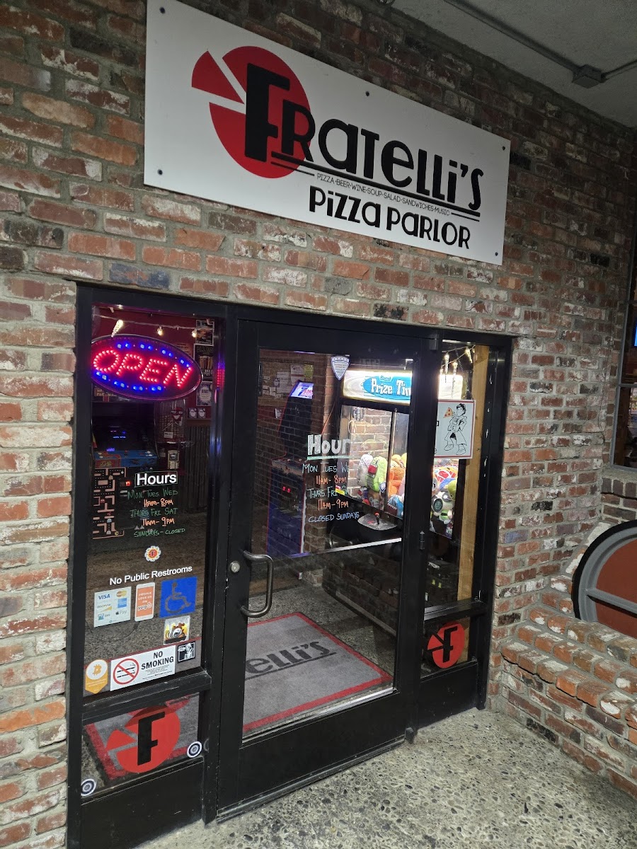 Fratellis Pizza Redding